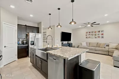 9033 W Agora Lane, Tolleson, AZ 85353 - Photo 11