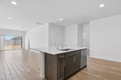 3329 W Sonrisa Avenue, Apache Junction, AZ 85120 - Photo 5