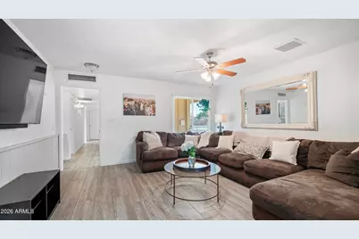 5805 S Hazelton Lane, Tempe, AZ 85283 - Photo 5