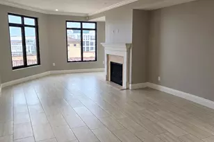 7181 E Camelback Rd, Scottsdale, AZ 85251 - Photo 3