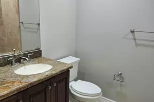 7181 E Camelback Rd, Scottsdale, AZ 85251 - Photo 19
