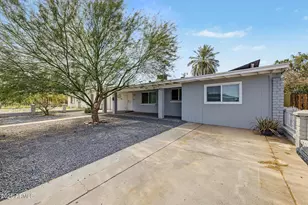 8806 N 28th Dr, Phoenix, AZ 85051 - Photo 7