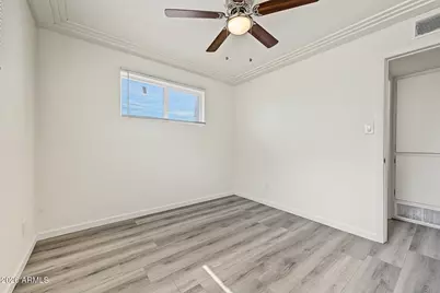 8806 N 28th Drive, Phoenix, AZ 85051 - Photo 25