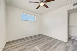 8806 N 28th Dr, Phoenix, AZ 85051 - Photo 25