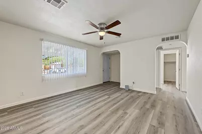 8806 N 28th Drive, Phoenix, AZ 85051 - Photo 3