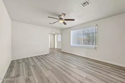 8806 N 28th Drive, Phoenix, AZ 85051 - Photo 9