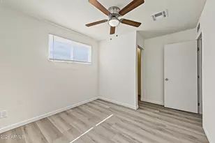 8806 N 28th Dr, Phoenix, AZ 85051 - Photo 21