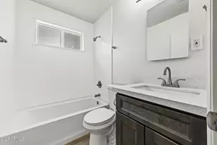 8806 N 28th Dr, Phoenix, AZ 85051 - Photo 23