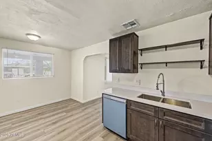 8806 N 28th Dr, Phoenix, AZ 85051 - Photo 17