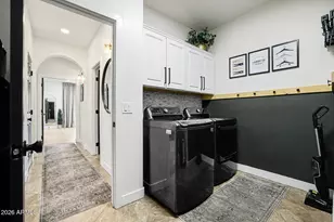 10190 W Patrick Ln, Peoria, AZ 85383 - Photo 39