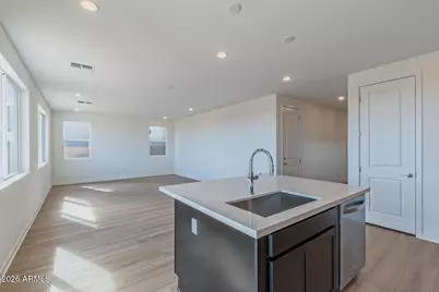 11587 N Sausalito Drive, Surprise, AZ 85388 - Photo 13