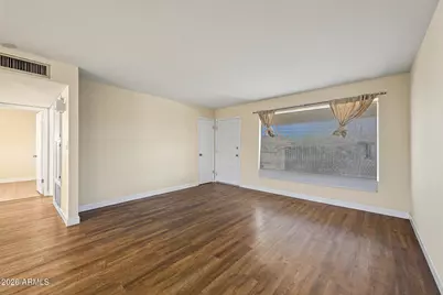 5634 E Des Moines Street, Mesa, AZ 85205 - Photo 7