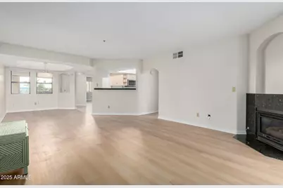 5104 N 32nd Street #332, Phoenix, AZ 85018 - Photo 9
