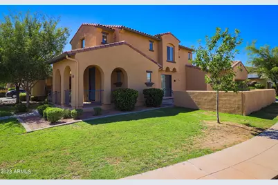 15304 W Wethersfield Road, Surprise, AZ 85379 - Photo 3