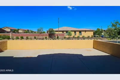 15304 W Wethersfield Road, Surprise, AZ 85379 - Photo 27