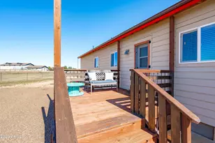 8055 E Mountain Vw Rd, Prescott Valley, AZ 86315 - Photo 13