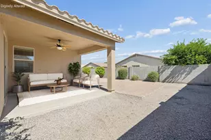 1028 W Santa Gertrudis Trail, San Tan Valley, AZ 85143 - Photo 5