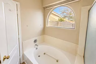 9559 W Potter Dr, Peoria, AZ 85382 - Photo 11