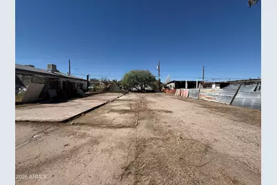 8218 S Calle Moctezuma -- #18, Guadalupe, AZ 85283 - Photo 1
