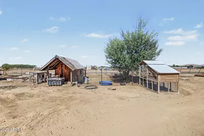 3504 E Triple Crown Drive, San Tan Valley, AZ 85140 - Photo 31