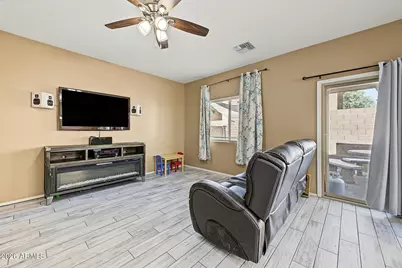 8745 N Black Pine Dr Drive, Tucson, AZ 85743 - Photo 5