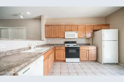 2523 W Memorial Drive, Anthem, AZ 85086 - Photo 7