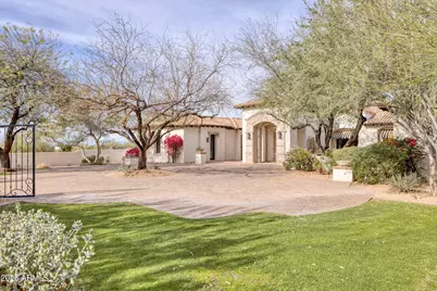 6116 N 38th Place, Paradise Valley, AZ 85253 - Photo 1
