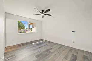 10323 W Deanne Dr, Sun City, AZ 85351 - Photo 11