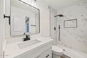 10323 W Deanne Dr, Sun City, AZ 85351 - Photo 17