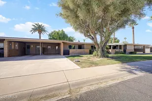 10323 W Deanne Dr, Sun City, AZ 85351 - Photo 3