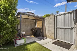 2301 E Whitton Ave, Phoenix, AZ 85016 - Photo 23