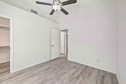 8140 N 107th Avenue #132, Peoria, AZ 85345 - Photo 15