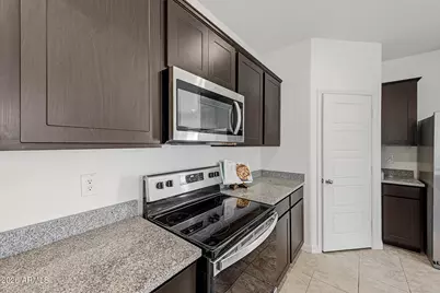 38080 W Amalfi Avenue, Maricopa, AZ 85138 - Photo 9