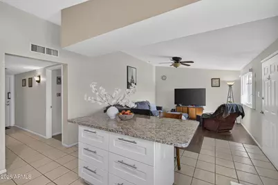 10458 W Oakmont Drive, Sun City, AZ 85351 - Photo 15