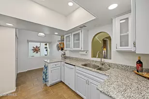 6732 N 16th Pl, Phoenix, AZ 85016 - Photo 11