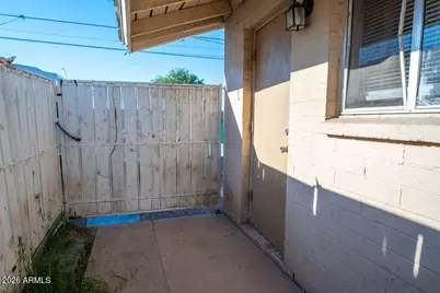 181 W Kesler Lane, Chandler, AZ 85225 - Photo 11