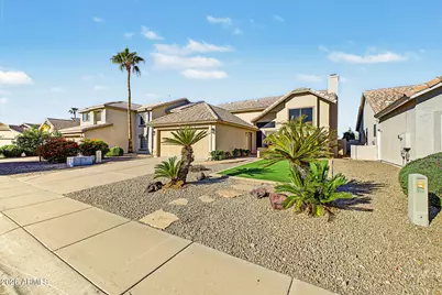 16806 S 28th Place, Phoenix, AZ 85048 - Photo 7