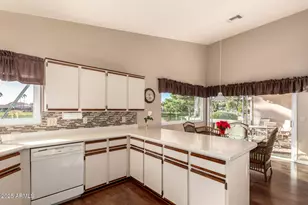 10439 E Sunnydale Dr, Sun Lakes, AZ 85248 - Photo 17