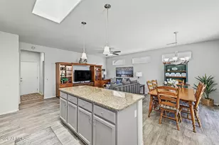 20031 N Clear Canyon Dr, Surprise, AZ 85374 - Photo 11