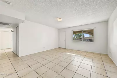5123 N 68th Avenue, Glendale, AZ 85303 - Photo 7