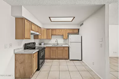 5123 N 68th Avenue, Glendale, AZ 85303 - Photo 13