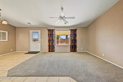 2266 S Olivewood --, Mesa, AZ 85209 - Photo 9