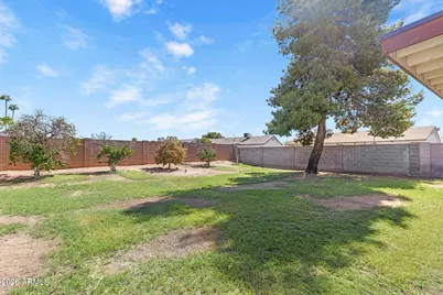 18419 N 32nd Lane, Phoenix, AZ 85053 - Photo 15