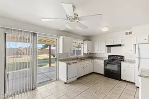 18419 N 32nd Ln, Phoenix, AZ 85053 - Photo 5