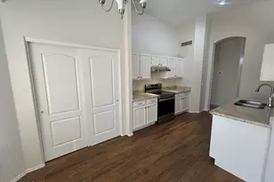 1671 W Princeton Ave, Gilbert, AZ 85233 - Photo 9