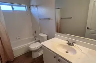 1671 W Princeton Ave, Gilbert, AZ 85233 - Photo 17