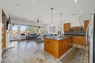 25943 N 84th Drive, Peoria, AZ 85383 - Photo 11