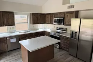 16657 S 12th Way, Phoenix, AZ 85048 - Photo 3