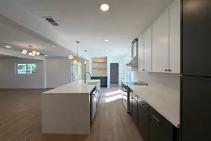 717 W Cactus Wren Dr, Phoenix, AZ 85021 - Photo 5