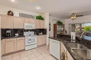 16274 W Desert Canyon Dr, Surprise, AZ 85374 - Photo 11
